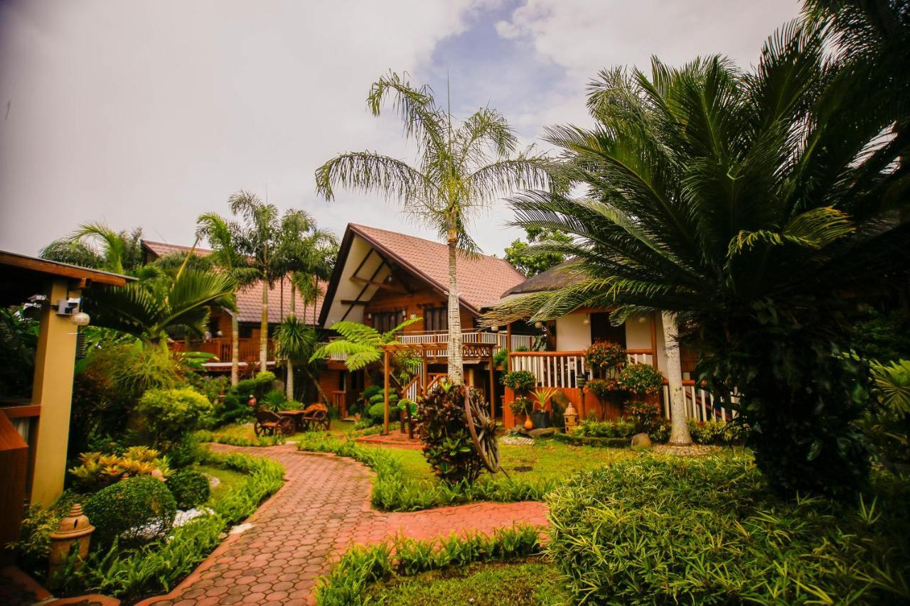 Hortz Hotels And Resorts Tagaytay City Zewnętrze zdjęcie