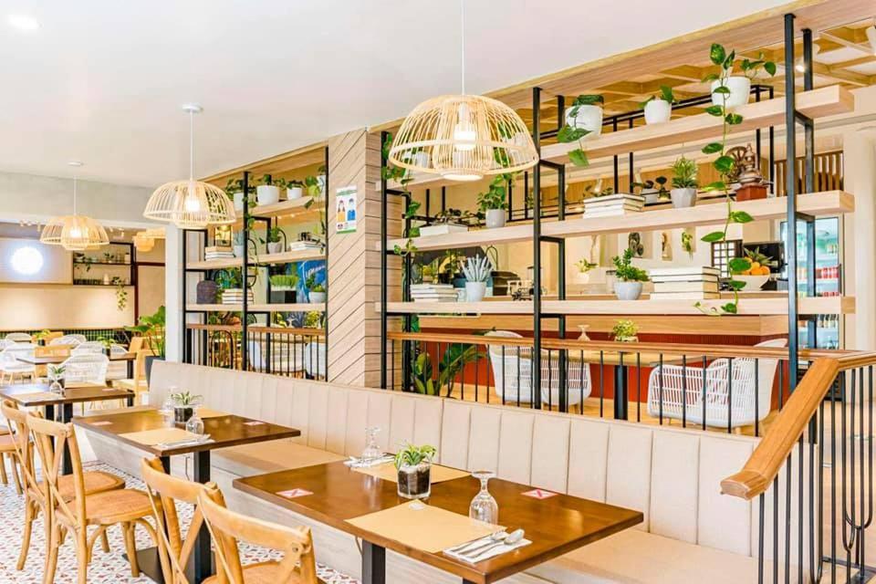 Hortz Hotels And Resorts Tagaytay City Zewnętrze zdjęcie
